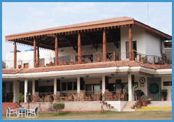 Golf Club Lounge