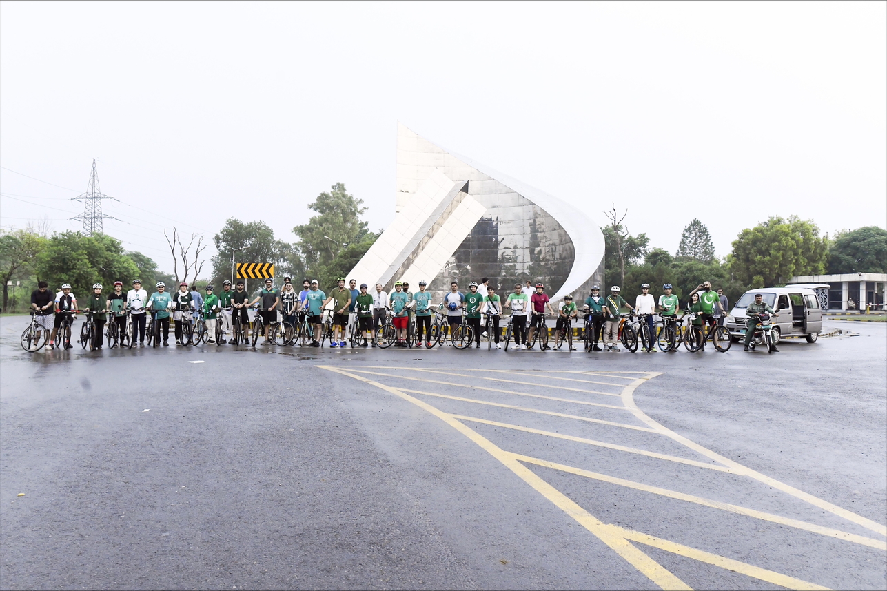 Azadi Ride – Islamabad Club Cyclists Celebrate 78th Independence Day with a Family Ride